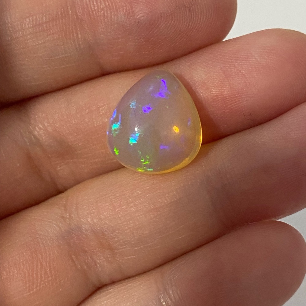 7.20ct Natural Pear Rainbow Fire Opal Stone